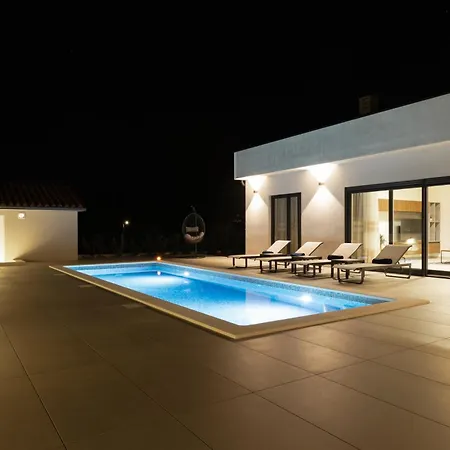 Villa Haba - House With Pool For Families & Couples *