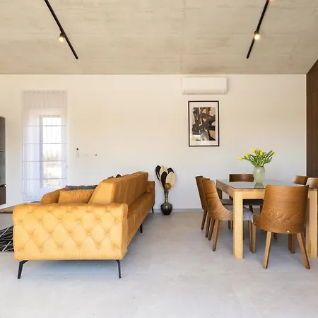 Haba - House With Pool For Families & Couples Villa
