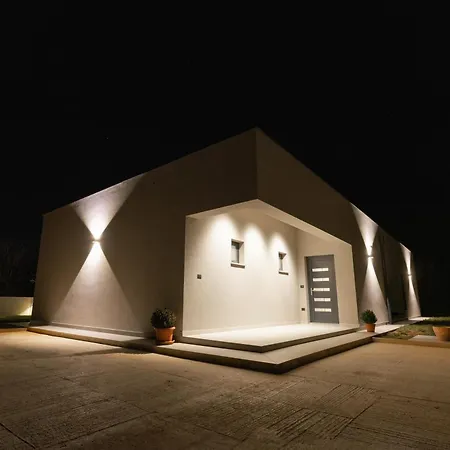 Villa Haba - House With Pool For Families & Couples *