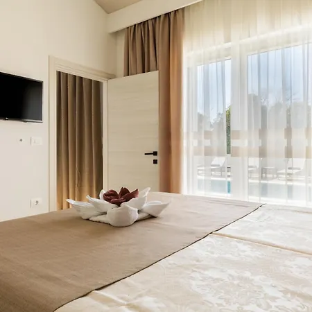 Haba - House With Pool For Families & Couples